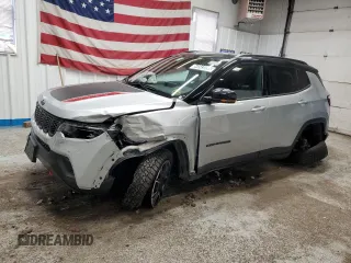 2025 Jeep Compass Trailhawk with VIN 3C4NJDDN8ST556577, listed as a Copart auction lot 64543035 with 7,630 mi miles and Salvage title. Bid and sale history available at DreamBid. Image 1.