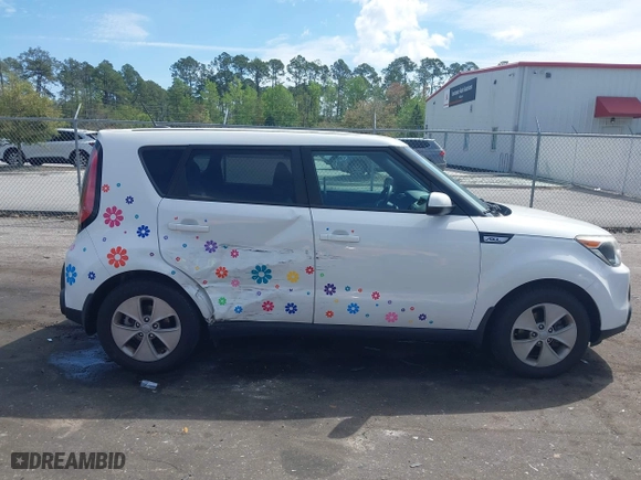 2016 Kia Soul with VIN KNDJN2A21G7403486, listed as a IAAI auction lot 41913168 with 119,247 mi miles. Bid and sale history available at carsss.com. Image 13.