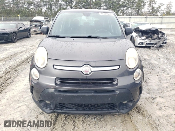 2015 FIAT 500L Urbana Trekking z VIN ZFBCFADH0FZ032147, wystawiony jako Copart lot #45200315 z przebiegiem 103 598 mil mil oraz Szkoda całkowita • Salvage title. Historia ofert i sprzedaży dostępna na DreamBid. Obrazek 5.