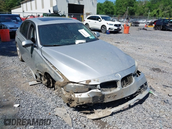 2013 BMW 3 Series 328i xDrive with VIN WBA3B5C53DF593056, listed as a IAAI auction lot 42560965 with 130,644 mi miles and . Bid and sale history available at DreamBid. Image 6.
