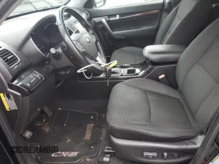 2014 Kia Sorento LX with VIN 5XYKTDA70EG531199, listed as a Copart auction lot 52163405 with 151,165 mi miles and Clean Title. Bid and sale history available at carsss.com. Image 7.