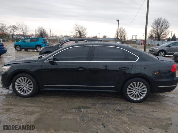 2016 Volkswagen Passat 1.8T SE w/Technology with VIN 1VWBS7A37GC069617, listed as a IAAI auction lot 41680890 with 139,457 mi miles. Bid and sale history available at carsss.com. Image 15.