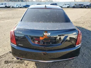 2018 Cadillac CT6 AWD z VIN 1G6KB5RS3JU149049, wystawiony jako Copart lot #42392615 z przebiegiem 11 629 mil mil oraz Szkoda całkowita • Salvage title. Historia ofert i sprzedaży dostępna na DreamBid. Obrazek 6.