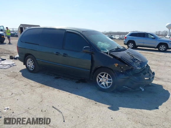 2000 Dodge Caravan SE with VIN 2B4GP44GXYR612794, listed as a IAAI auction lot 41800030 with 485,798 mi miles. Bid and sale history available at carsss.com. Image 1.