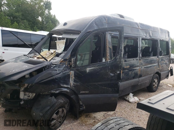2016 Mercedes-Benz Sprinter with VIN 8BRPE8CD6GE125674, listed as a Copart auction lot 69031374 with Not Provided miles and Salvage Title. Bid and sale history available at DreamBid. Image 9.