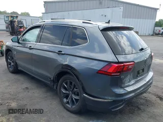 2022 Volkswagen Tiguan SE with VIN 3VV3B7AX9NM089164, listed as a IAAI auction lot 42065583 with 59,270 mi miles and . Bid and sale history available at DreamBid. Image 3.