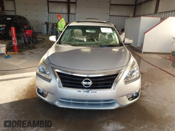 2014 Nissan Altima SL with VIN 1N4AL3AP6EN229713, listed as a IAAI auction lot 41389927 with 152,455 mi miles and . Bid and sale history available at DreamBid. Image 12.