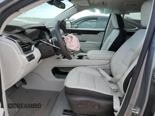 2024 GMC Acadia FWD Denali z VIN 1GKENLKS1RJ176560, wystawiony jako Copart lot #49456855 z przebiegiem 5 509 mil mil oraz Szkoda całkowita • Salvage title. Historia ofert i sprzedaży dostępna na DreamBid. Obrazek 7.