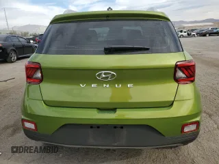 2024 Hyundai Venue SEL z VIN KMHRC8A35RU292994, wystawiony jako Copart lot #50950715 z przebiegiem 10 697 mil mil oraz Szkoda całkowita • Salvage title. Historia ofert i sprzedaży dostępna na DreamBid. Obrazek 6.