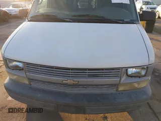 1998 Chevrolet Astro Cargo Van with VIN 1GCDM19W4WB133439, listed as a IAAI auction lot 41456062 with 310,476 mi miles. Bid and sale history available at carsss.com. Image 6.