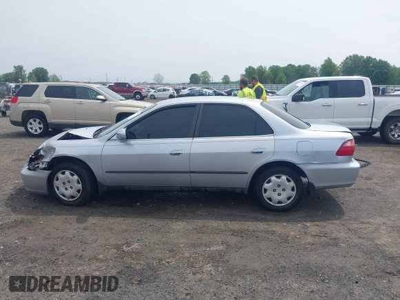 1998 Honda Accord LX с VIN 1HGCG5645WA110496, выставлен на аукционе IAAI как лот 42082333 с пробегом 169 674 миль миль и . История ставок и продаж доступна на DreamBid. Изображение 14.