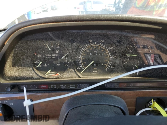1987 Mercedes-Benz 560 with VIN WDBCA39D1HA280016, listed as a Copart auction lot 46277905 with 151,078 mi miles and Clean Title. Bid and sale history available at DreamBid. Image 9.