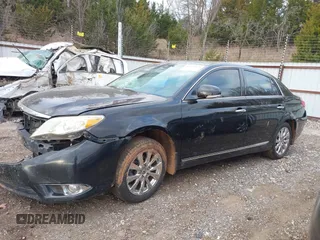 2012 Toyota Avalon z VIN 4T1BK3DB7CU455629, wystawiony jako IAAI lot #41794471 z przebiegiem 294 337 mil mil oraz . Historia ofert i sprzedaży dostępna na DreamBid. Obrazek 15.