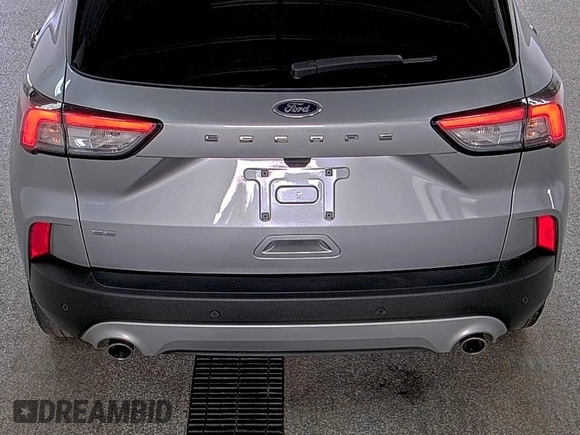2022 Ford Escape SE z VIN 1FMCU0G61NUB33373, wystawiony jako IAAI lot #42791529 z przebiegiem 56 067 mil mil oraz . Historia ofert i sprzedaży dostępna na DreamBid. Obrazek 1.