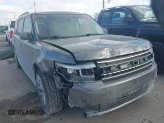 2016 Ford Flex SE with VIN 2FMGK5B88GBA18405, listed as a IAAI auction lot 40764055 with 285,137 mi miles. Bid and sale history available at carsss.com. Image 1.