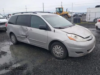 2007 Toyota Sienna CE with VIN 5TDZK23CX7S011856, listed as a IAAI auction lot 41825357 with 277,090 mi miles. Bid and sale history available at carsss.com. Image 1.