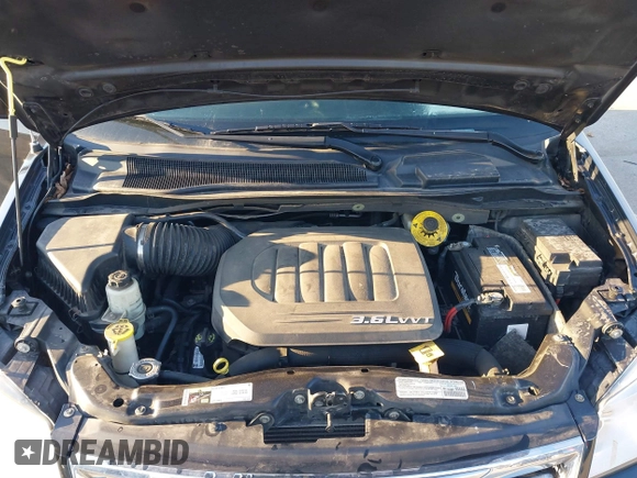2014 Chrysler Town & Country Touring with VIN 2C4RC1BGXER124367, listed as a IAAI auction lot 41888366 with 143,638 mi miles and . Bid and sale history available at DreamBid. Image 10.