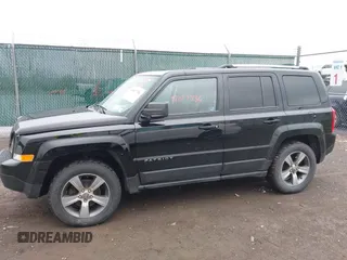 2016 Jeep Patriot Latitude with VIN 1C4NJRFB1GD523904, listed as a IAAI auction lot 42017736 with 164,705 mi miles. Bid and sale history available at carsss.com. Image 14.