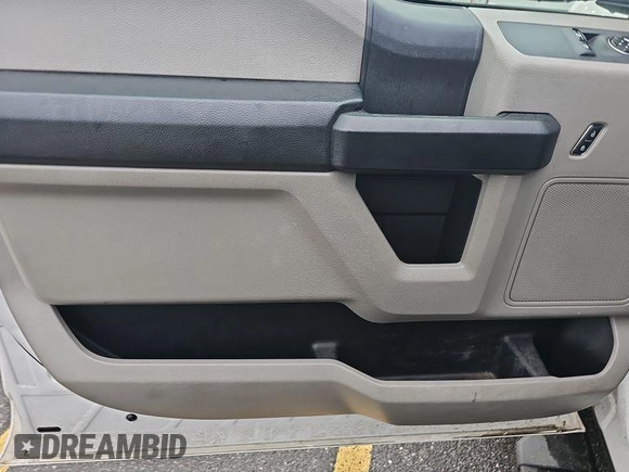 2018 Ford F-250 XLT with VIN 1FTBF2B61JEB24898, listed as a IAAI auction lot 42854197 with 108,352 mi miles and . Bid and sale history available at DreamBid. Image 22.