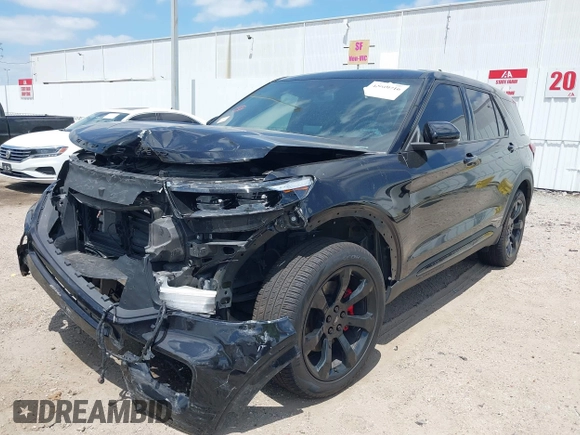 2022 Ford Explorer ST z VIN 1FM5K8GC1NGA40631, wystawiony jako IAAI lot #42009716 z przebiegiem 37 700 mil mil oraz . Historia ofert i sprzedaży dostępna na DreamBid. Obrazek 2.