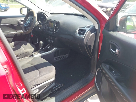 2018 Jeep Compass Sport with VIN 3C4NJCABXJT502717, listed as a IAAI auction lot 41985204 with 124,900 mi miles and . Bid and sale history available at DreamBid. Image 5.