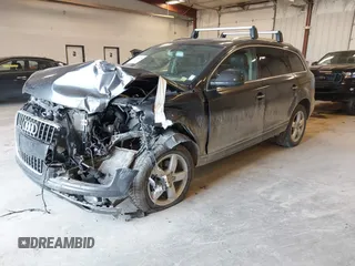 2015 Audi Q7 Premium Plus с VIN WA1LMAFE9FD013805, выставлен на аукционе IAAI как лот 41790298 с пробегом Не указан миль и . История ставок и продаж доступна на DreamBid. Изображение 17.