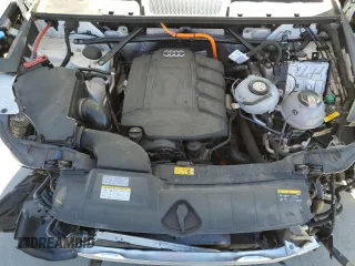 2024 Audi Q5 S line Premium Plus with VIN WA1E2AFY5R2005452, listed as a Copart auction lot 47797665 with 12,735 mi miles and Salvage title. Bid and sale history available at DreamBid. Image 14.