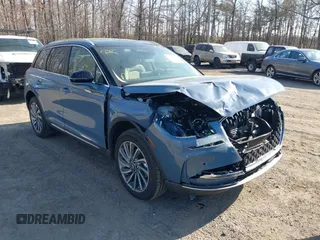 2023 Lincoln Corsair Reserve z VIN 5LMCJ2DA0PUL27731, wystawiony jako IAAI lot #41771347 z przebiegiem 2 848 mil mil oraz . Historia ofert i sprzedaży dostępna na DreamBid. Obrazek 1.