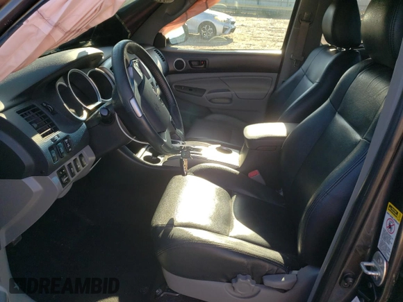 2012 Toyota Tacoma z VIN 5TFUU4EN0CX032895, wystawiony jako Copart lot #55491325 z przebiegiem 73 529 mil mil oraz Szkoda całkowita • Salvage title. Historia ofert i sprzedaży dostępna na DreamBid. Obrazek 7.