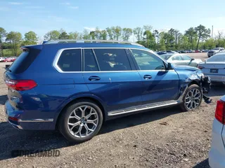 2020 BMW X7 xDrive40i z VIN 5UXCW2C01L9B61428, wystawiony jako IAAI lot #42209916 z przebiegiem 46 794 mil mil oraz . Historia ofert i sprzedaży dostępna na DreamBid. Obrazek 13.