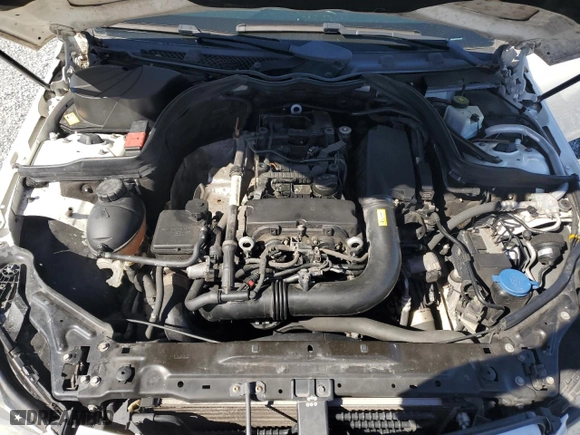 2015 Mercedes-Benz C-Class C 250 with VIN WDDGJ4HB2FG422723, listed as a Copart auction lot 48247055 with 99,725 mi miles and Salvage Title. Bid and sale history available at carsss.com. Image 11.