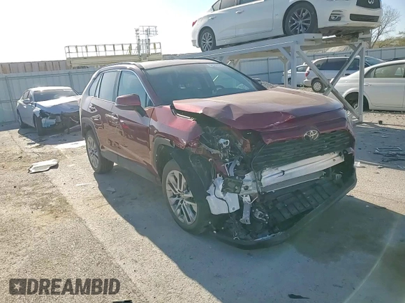 2024 Toyota RAV4 XLE Premium z VIN 2T3A1RFV1RW475478, wystawiony jako Copart lot #52960055 z przebiegiem 5 658 mil mil oraz Szkoda całkowita • Salvage title. Historia ofert i sprzedaży dostępna na DreamBid. Obrazek 12.
