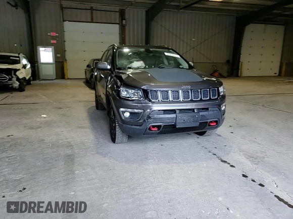 2020 Jeep Compass Trailhawk z VIN 3C4NJDDB1LT119074, wystawiony jako Copart lot #60255815 z przebiegiem 73 906 mil mil oraz Szkoda całkowita • Salvage title. Historia ofert i sprzedaży dostępna na DreamBid. Obrazek 14.