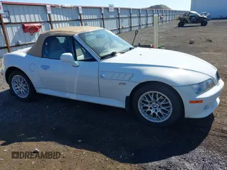 2000 BMW Z3 2.8 with VIN 4USCH3349YLF71113, listed as a IAAI auction lot 42623001 with 133,873 mi miles and . Bid and sale history available at DreamBid. Image 1.
