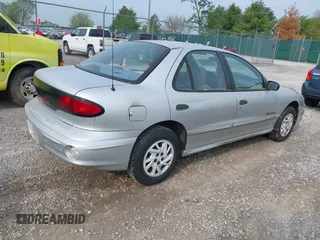 2000 Pontiac Sunfire SE z VIN 1G2JB5249Y7442701, wystawiony jako IAAI lot #42098956 z przebiegiem 99 975 mil mil oraz . Historia ofert i sprzedaży dostępna na DreamBid. Obrazek 4.