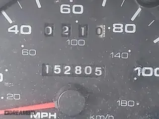 2001 Ford Taurus SE Standard with VIN 1FAFP58U31G186562, listed as a IAAI auction lot 41794602 with 152,805 mi miles. Bid and sale history available at carsss.com. Image 16.
