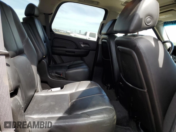 2008 GMC Yukon Denali с VIN 1GKFK63818J214708, выставлен на аукционе Copart как лот 58826485 с пробегом 220 030 миль миль и Списание • Salvage title. История ставок и продаж доступна на DreamBid. Изображение 11.