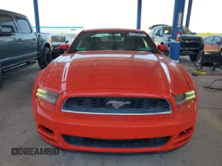 2013 Ford Mustang V6 with VIN 1ZVBP8AM0D5230180, listed as a Copart auction lot 61626655 with 100,168 mi miles and Salvage title. Bid and sale history available at DreamBid. Image 5.