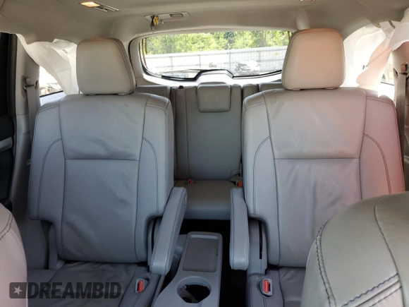 2019 Toyota Highlander SE with VIN 5TDJZRFH9KS571773, listed as a Copart auction lot 52121355 with 101,534 mi miles and Non Repairable. Bid and sale history available at carsss.com. Image 10.