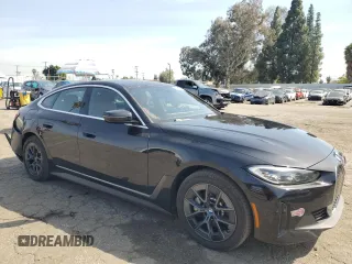 2024 BMW i4 eDrive35 z VIN WBY43AW07RFR78946, wystawiony jako Copart lot #49297505 z przebiegiem 14 176 mil mil oraz Szkody całkowita. Historia ofert i sprzedaży dostępna na DreamBid. Obrazek 4.