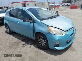 2013 Toyota Prius One z VIN JTDKDTB30D1046207, wystawiony jako IAAI lot #42423779 z przebiegiem 261 528 mil mil oraz . Historia ofert i sprzedaży dostępna na DreamBid. Obrazek 1.