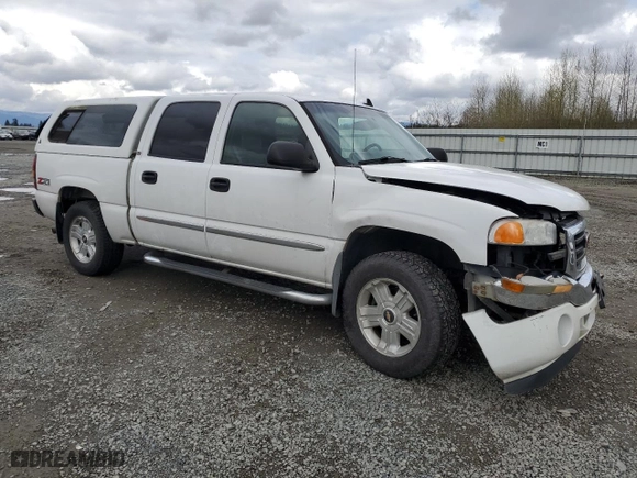 2006 GMC Sierra 1500 SLT with VIN 2GTEK13Z261265161, listed as a Copart auction lot 51665975 with 200,495 mi miles and Salvage Title. Bid and sale history available at carsss.com. Image 4.