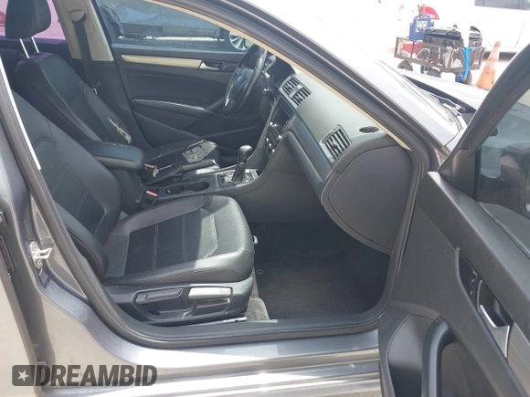 2015 Volkswagen Passat Wolfsburg Edition с VIN 1VWAT7A3XFC115934, выставлен на аукционе IAAI как лот 42605174 с пробегом 110 186 миль миль и . История ставок и продаж доступна на DreamBid. Изображение 5.