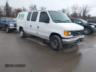 2005 Ford Econoline Cargo with VIN 1FTNE24W95HB25640, listed as a IAAI auction lot 41335337 with 183,045 mi miles. Bid and sale history available at carsss.com. Image 1.