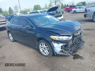 2015 Ford Fusion SE z VIN 1FA6P0HD1F5127354, wystawiony jako IAAI lot #42167575 z przebiegiem 101 410 mil mil oraz . Historia ofert i sprzedaży dostępna na DreamBid. Obrazek 1.