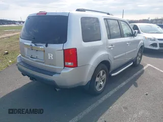 2011 Honda Pilot EX-L with VIN 5FNYF4H68BB017361, listed as a IAAI auction lot 41933024 with 338,819 mi miles and . Bid and sale history available at carsss.com. Image 2.
