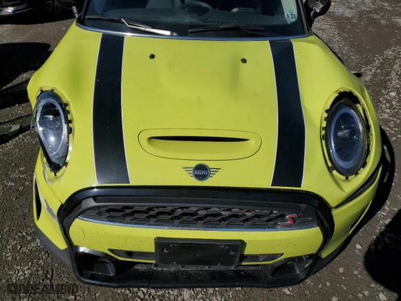 2023 MINI Hardtop 4 Door Cooper S with VIN WMW53DK07P2T11728, listed as a Copart auction lot 49660355 with 42,713 mi miles and Salvage Title. Bid and sale history available at carsss.com. Image 11.