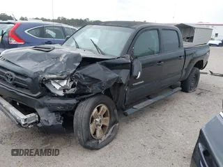 2013 Toyota Tacoma with VIN 3TMMU4FN5DM052257, listed as a IAAI auction lot 41260265 with 121,882 mi miles. Bid and sale history available at carsss.com. Image 17.