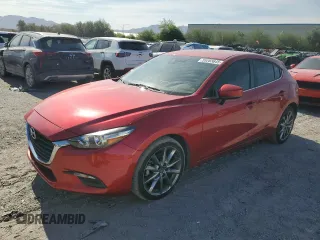 2018 Mazda 3 Touring z VIN 3MZBN1L3XJM170349, wystawiony jako Copart lot #55283645 z przebiegiem 167 930 mil mil oraz Szkody całkowita. Historia ofert i sprzedaży dostępna na DreamBid. Obrazek 1.