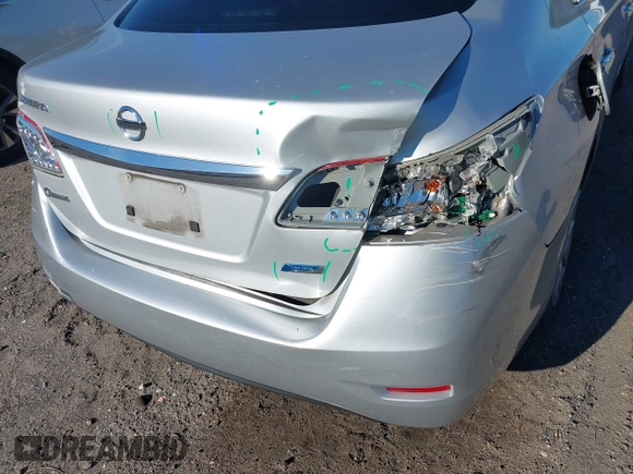 2014 Nissan Sentra SR z VIN 3N1AB7AP1EY218581, wystawiony jako IAAI lot #41853117 z przebiegiem 125 967 mil mil oraz . Historia ofert i sprzedaży dostępna na DreamBid. Obrazek 6.